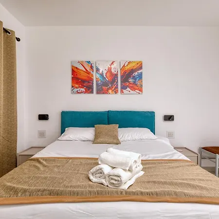 Проживание в семье Haven 6 *